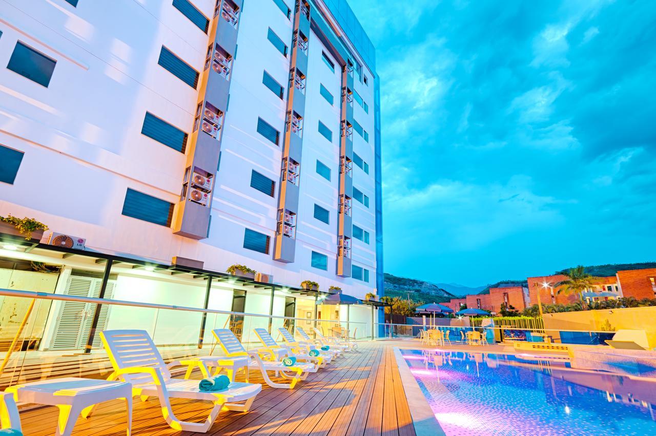 Hotel Blue 66 Cali Exterior foto